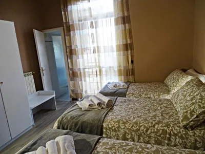 Double Room with Extra Bed — Affittacamere L'Arancio